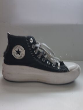 Womens Converse Chuck Taylor All Star black white platform sz 6 sneakers